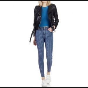 Sandro size 25 super high waisted skinny denim